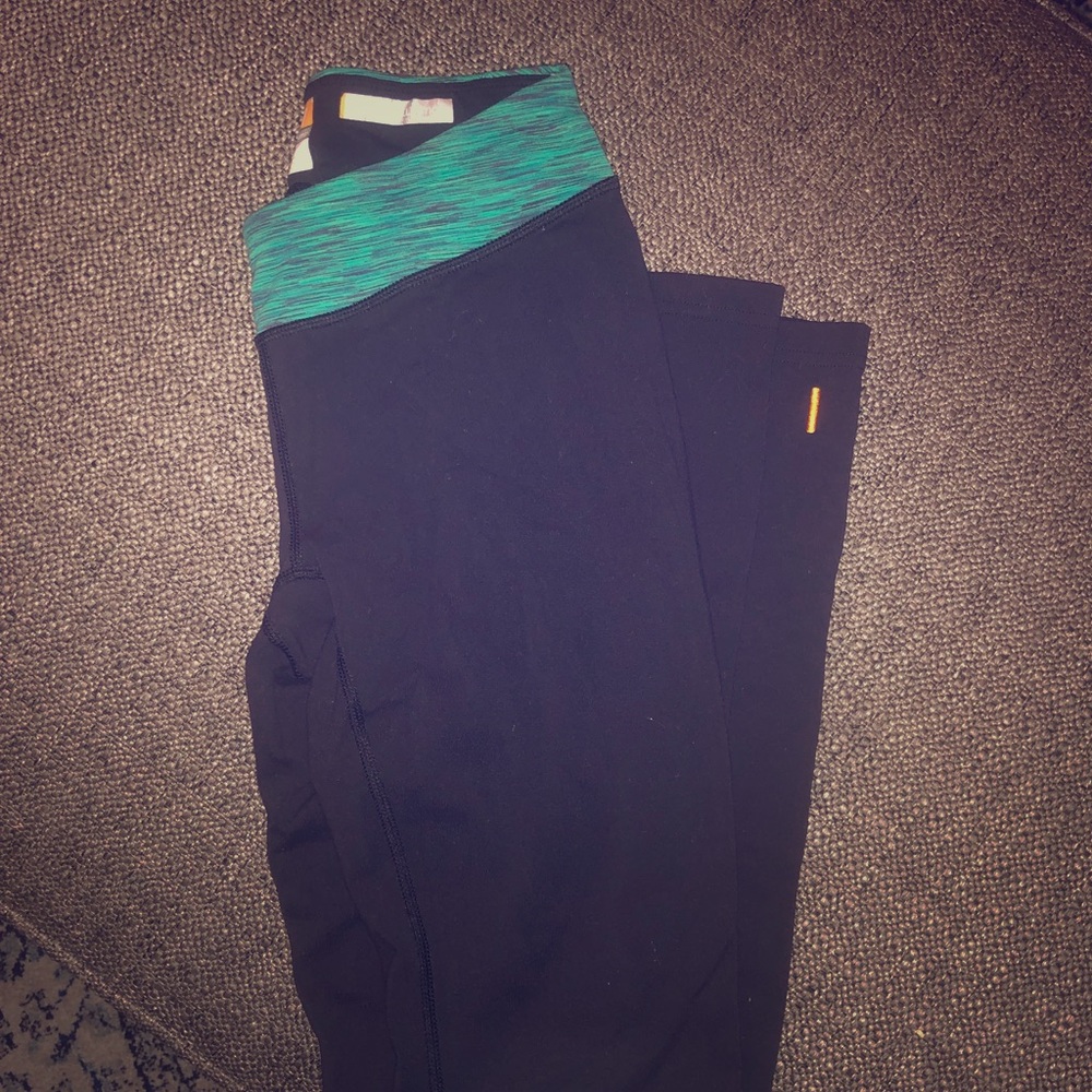 Lucy yoga pants